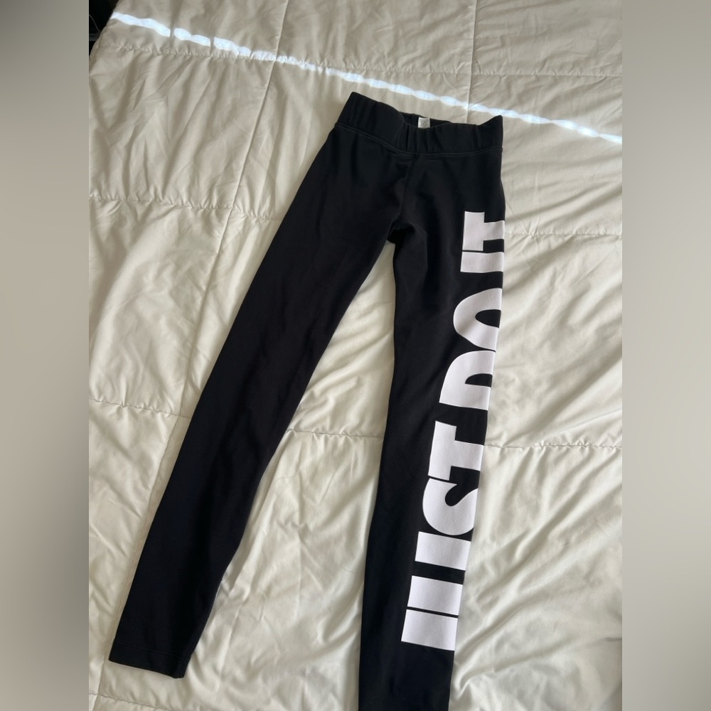 Nike leggings